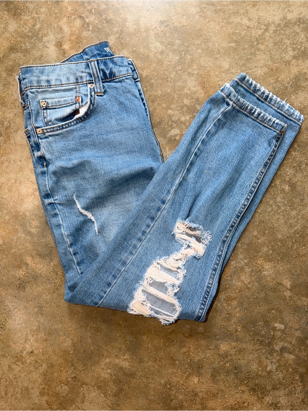 Blue Distressed Denim Barrel Jeans 4 High Rise Mom Jean